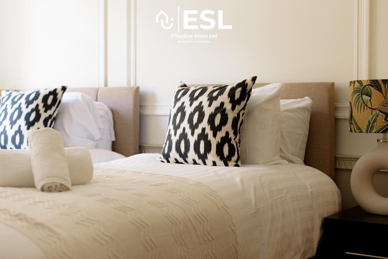 Most Central Luxury Grade 2 Listed Apartment Overlooking Shrewsbury Square - Free Parking Exterior foto