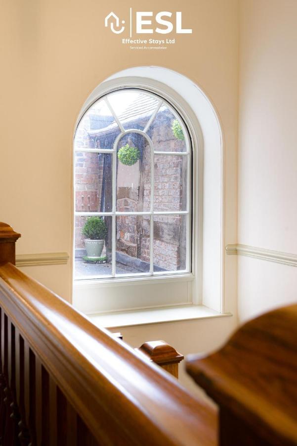 Most Central Luxury Grade 2 Listed Apartment Overlooking Shrewsbury Square - Free Parking Exterior foto